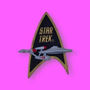Vintage 1991 Star Trek 3D Classic Enterprise NCC 1701 Starship Fridge Magnet